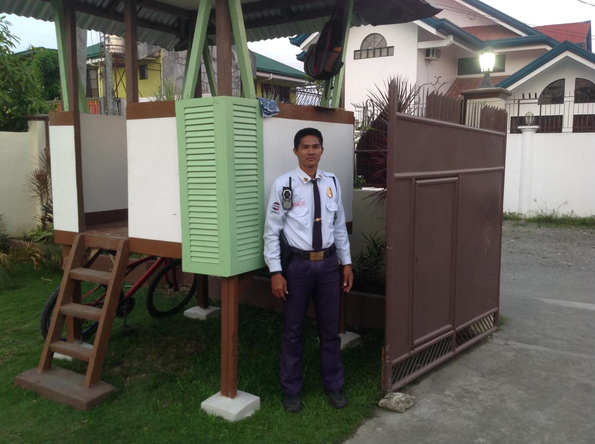 Danel Pensionne House ตาโคลบัน ภายนอก รูปภาพ