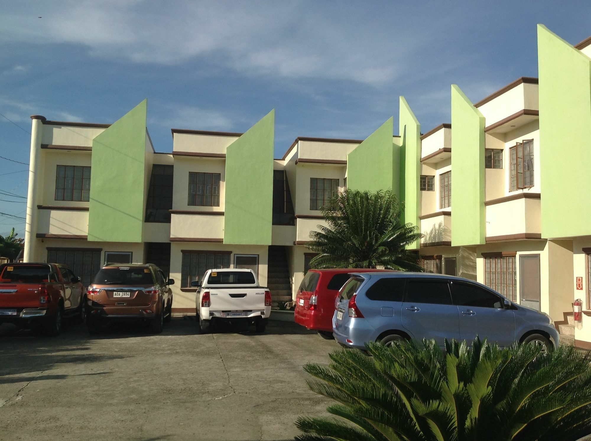 Danel Pensionne House ตาโคลบัน ภายนอก รูปภาพ
